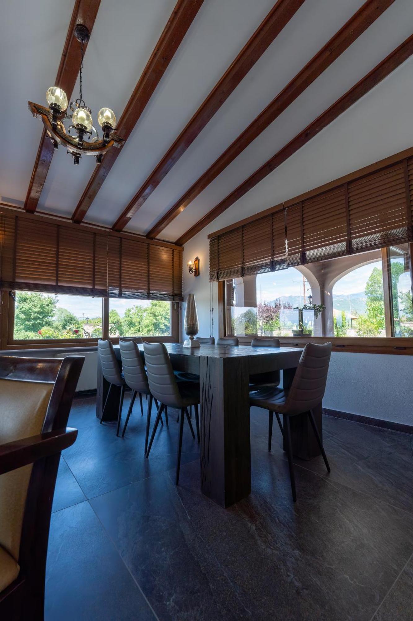 Ángistron Hotel Agistro מראה חיצוני תמונה