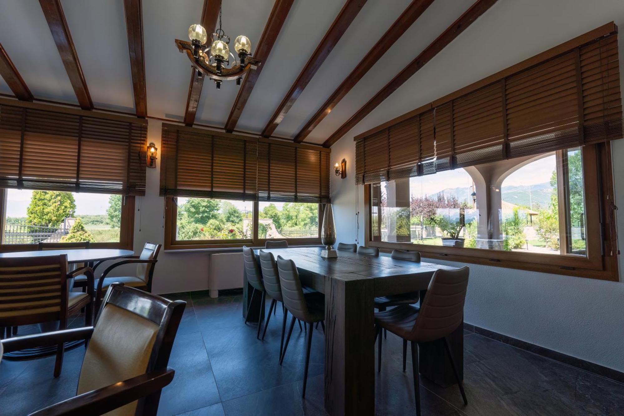 Ángistron Hotel Agistro מראה חיצוני תמונה