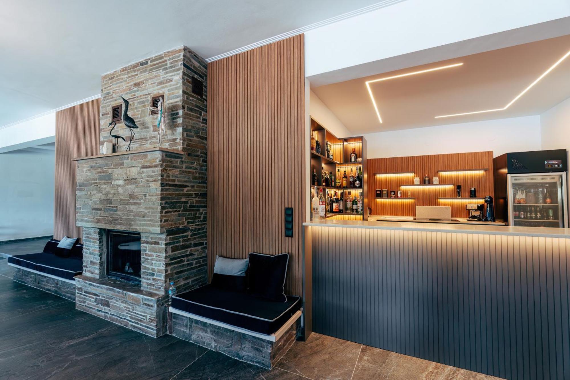 Ángistron Hotel Agistro מראה חיצוני תמונה